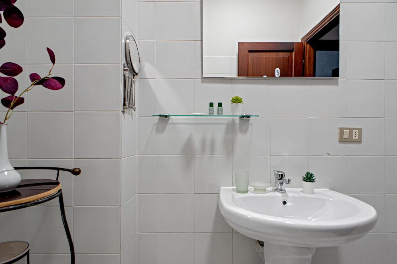 The Journalist House By Pleiades Home Livorno Bagian luar foto